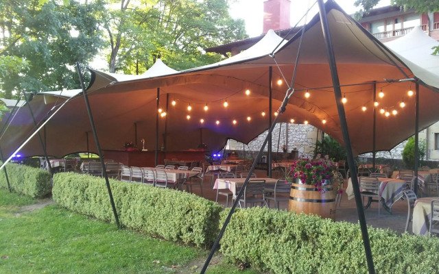 Hotel Restaurante Usategieta