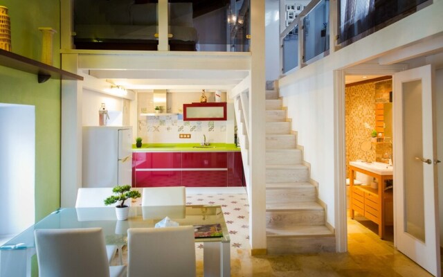 Holidays2Malaga Terrace Center Apartments