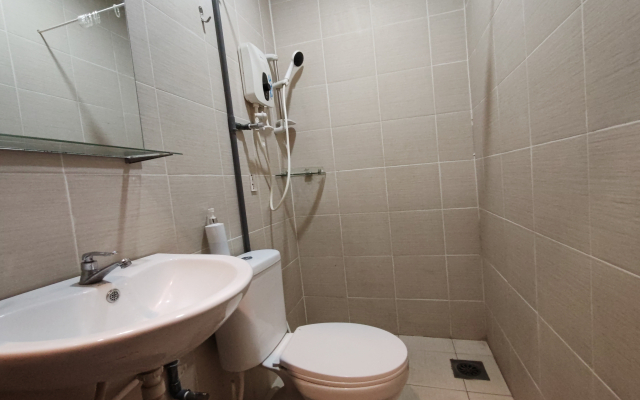 M Motel Meru