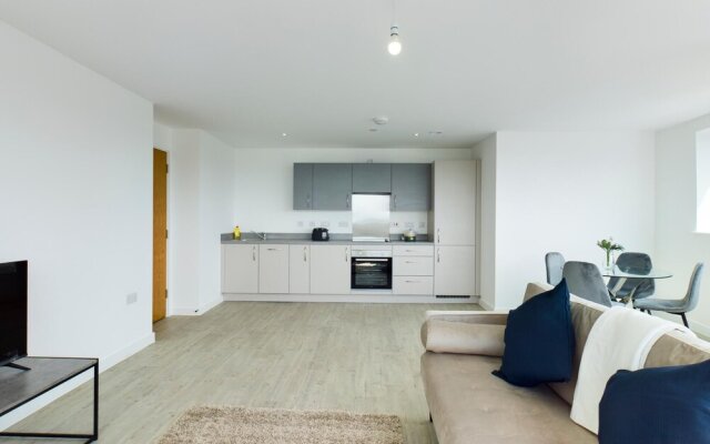 Superb 2BD Apartment in Salford With a View