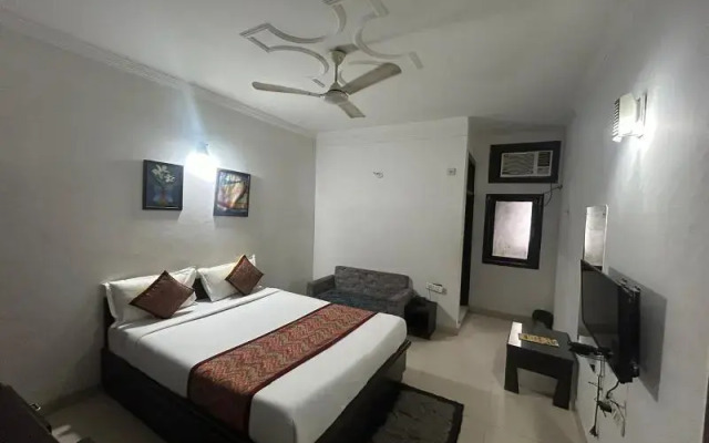 Hotel Om Paradise Near IGI Delhi Airport