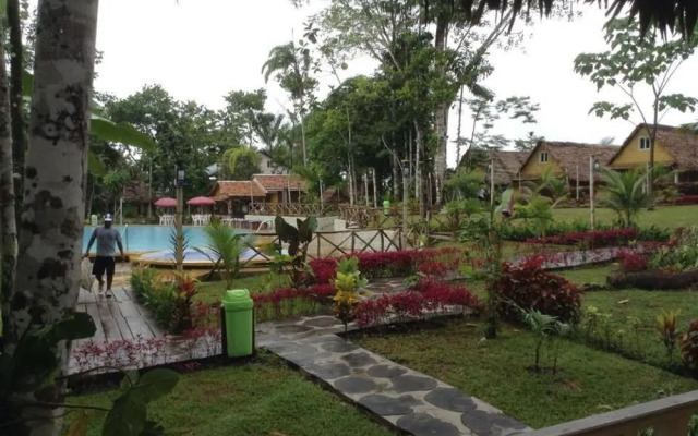 Amazon Garden EcoLodge Boutique