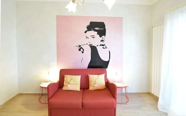 IzzHome La Signorina