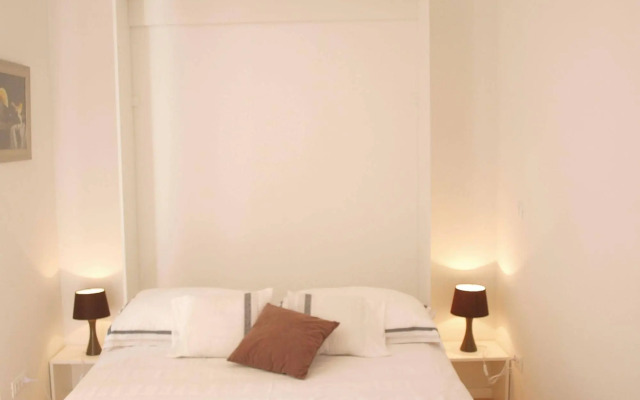 MirÓ Studio Apartments