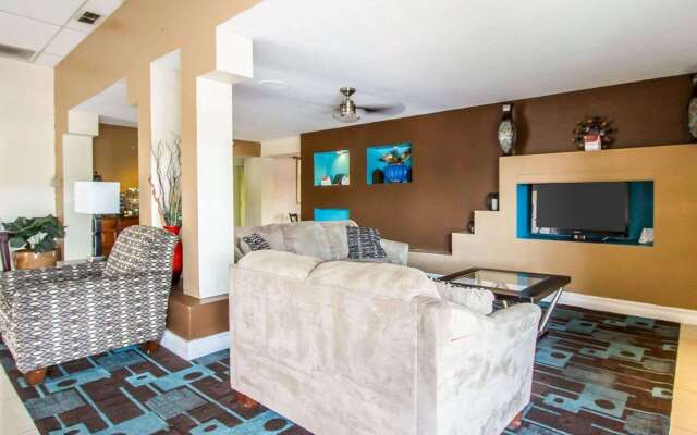 Quality Inn near Downtown Tucson