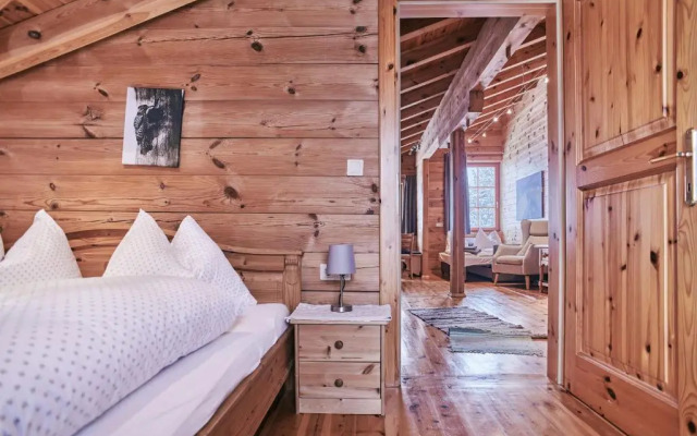 MOUNTAINRANGER - Lodge