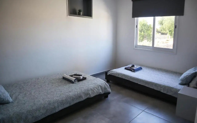 The Harbour Suite - 100M From The Beach - 6 Guests