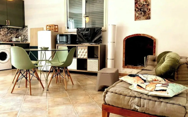 House Overlooking the bay - Seaview