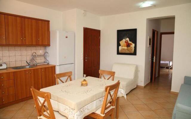 Apartment in Theologos