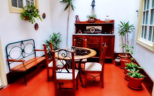 Hostal Porta