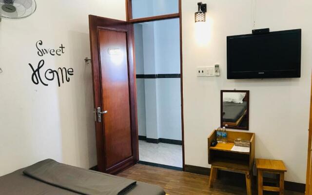 Xam House Hostel