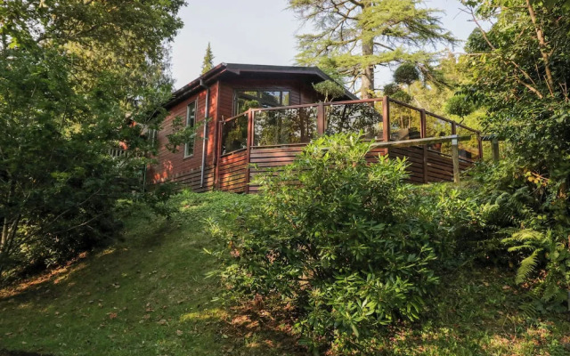Tree House, Partial Lake Views