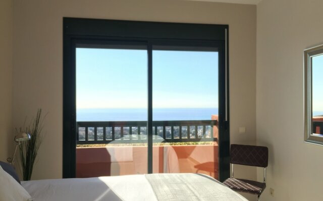 Luxurious SEA View Apartment