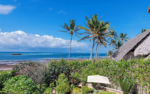 Amani Beachfront Villa by YourHost