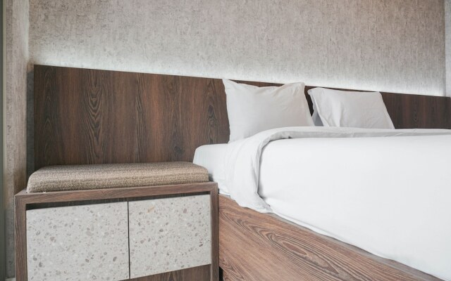 Fully Furnished Penthouse Studio At Gold Coast Pik Apartment