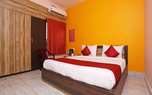 OYO 9842 Hotel Shibani & Suhani