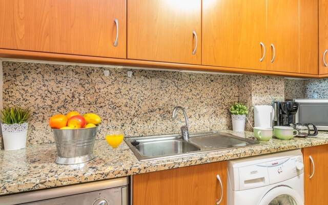 Luxurious Apartment in Empuriabrava With Sea View