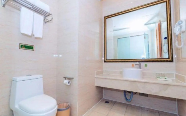 Vienna Hotel Shenzhen Longgang Ainan Road Branch