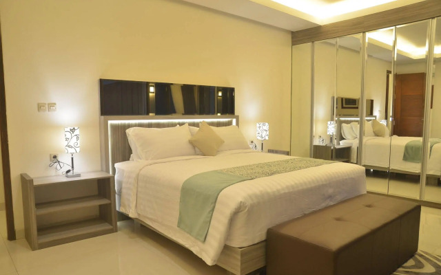 BreezeBlows City View 5BR with Pool + Familly Room