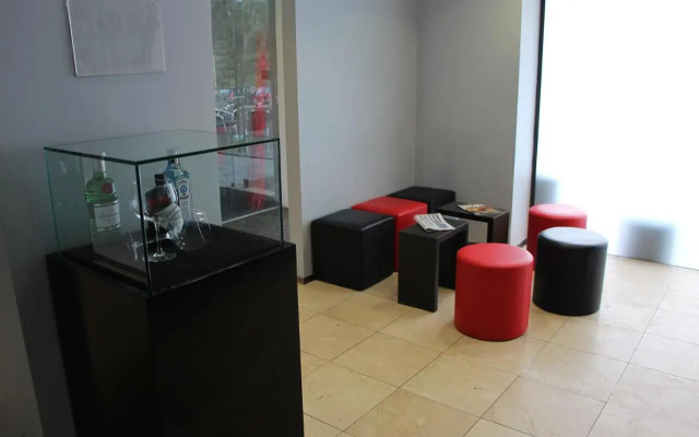 Paredes Hotel Apartamento