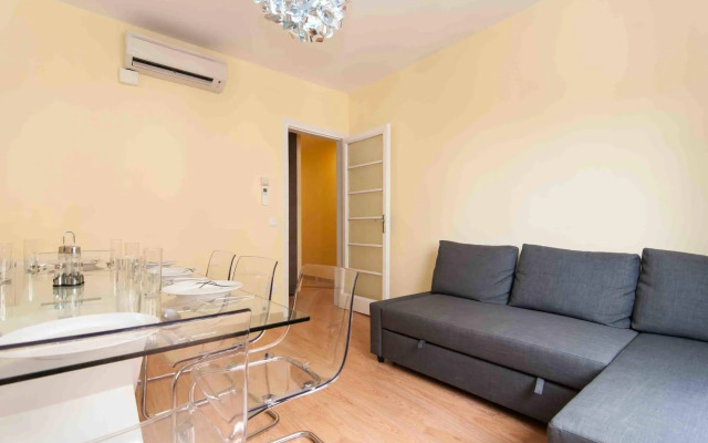 Go BCN Apartments - Castillejos