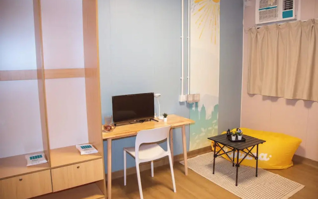 Runway 1331 - Enlight Youth Hostel