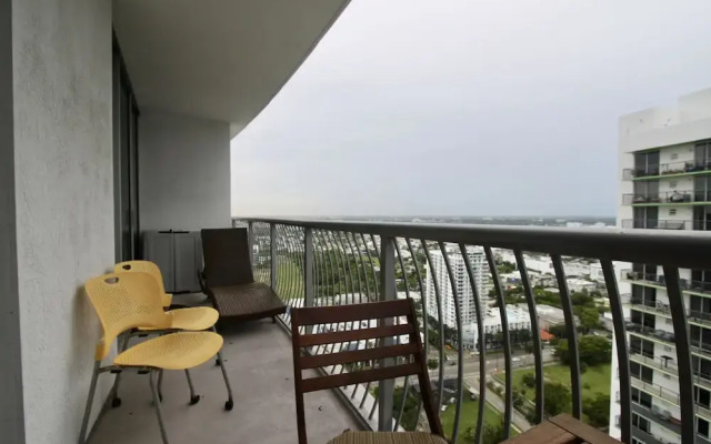 Opera Tower By Suarez Vacation Rentals
