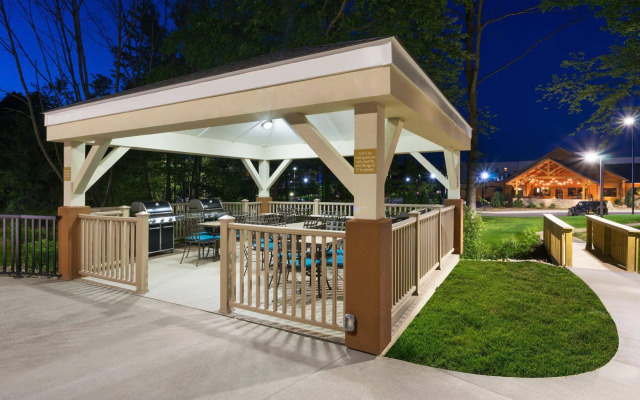 Candlewood Suites Grove City - Outlet Center by IHG