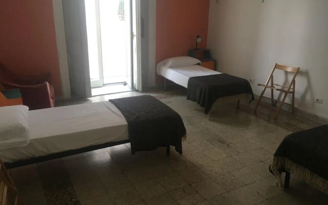Hostel 6 Small Rooms