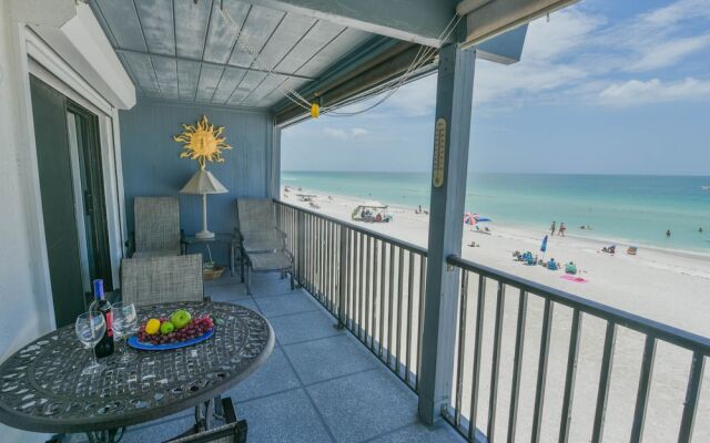 Gulf Place 8B Apartment 3