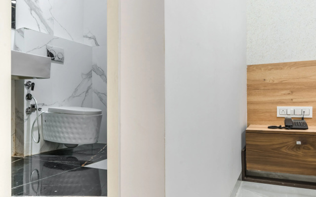 Meridian hotel Banquets and Rooms