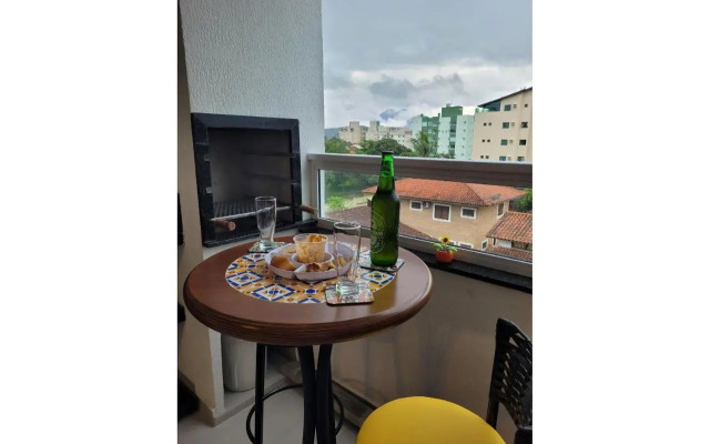 Af-39 NOVO, AR, PISCINA, CHARMOSO E BEM LOCALIZADO