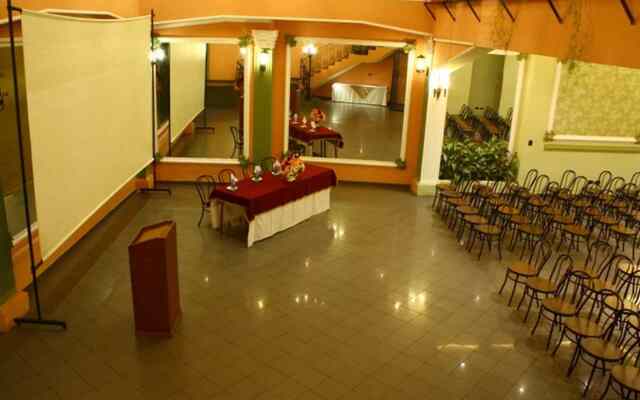 Capital Plaza Hotel