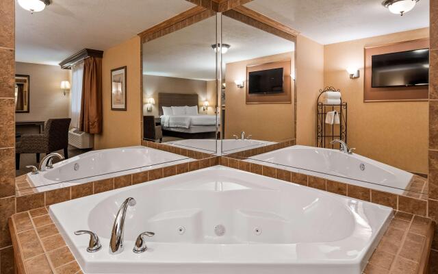 Best Western Plus North Canton Inn & Suites