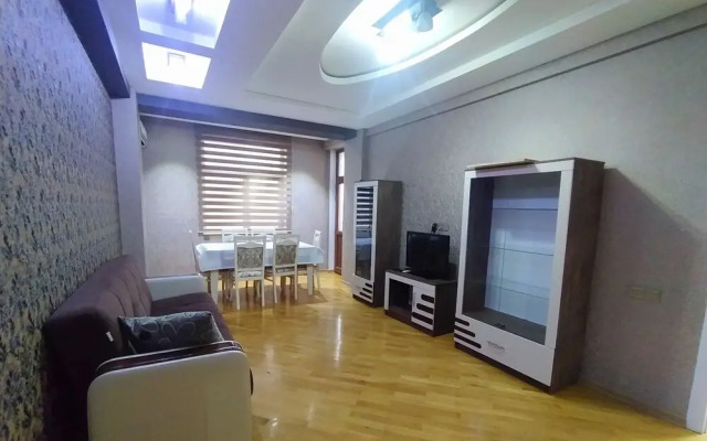 Bakuvi Tourist Apartment B074