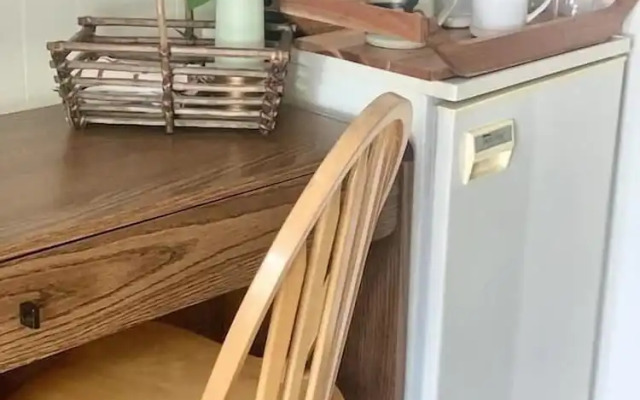 Barefoot Villas Room 2 Owl