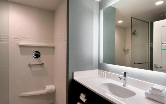 Residence Inn by Marriott New York Long Island East End