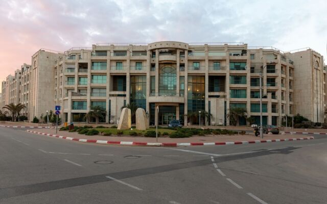 Herzliya Marina Lagoon Apartment