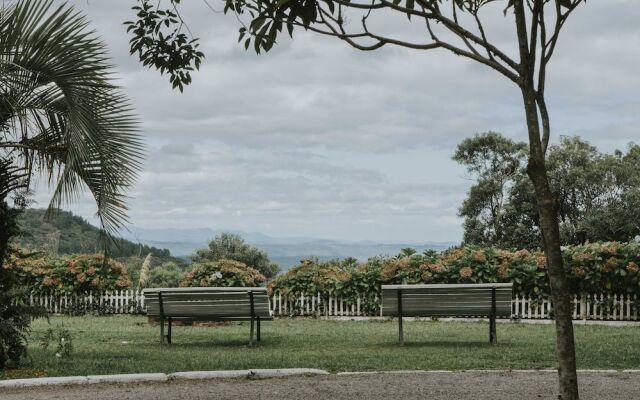 Villa De Chales Gramado- Oh Hoteis