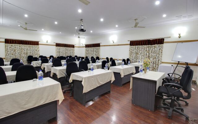 Hotel Neelesh Inn - A Luxury Lake View Hotel (20 kms from Nainital)