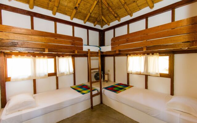 Hoja de Palma Bungalows