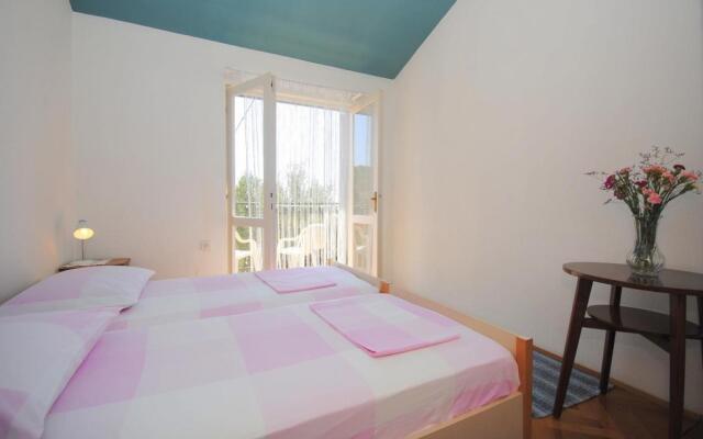 Rina - 200 m from beach - A1(6)