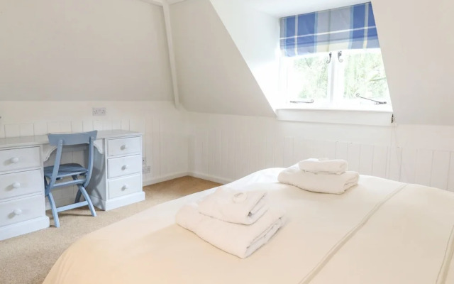 Huntingstile Lodge
