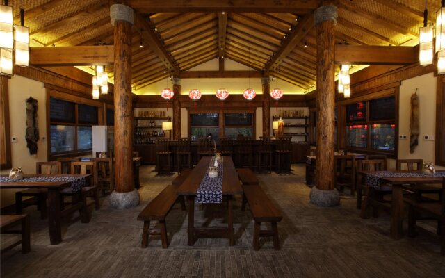 Changbaishan Luneng Resort Timberwood Lodge