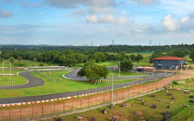 Leonia Holistic Destination