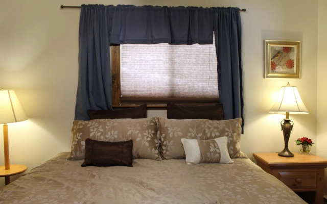 Wapiti Self-Service Lodge