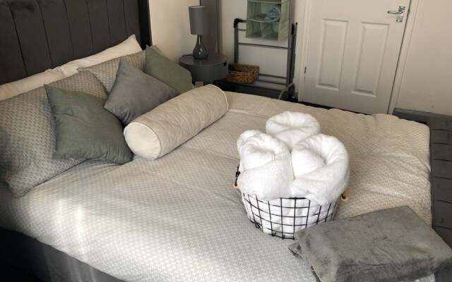 The Clifton Hideaway