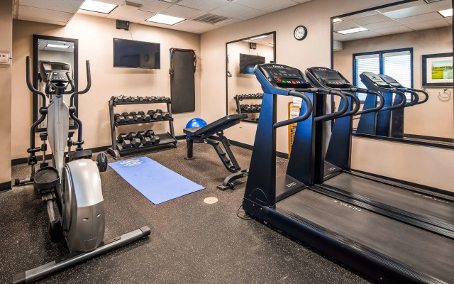 Ramada by Wyndham Burkburnett / Wichita Falls