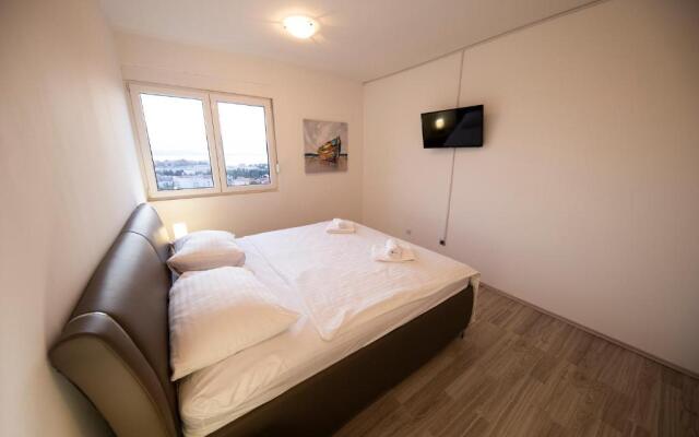 City&Sea view 2BR 4+2