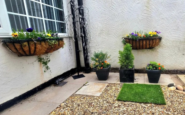 The Hideaway/cottage Feel/patio/central/parking